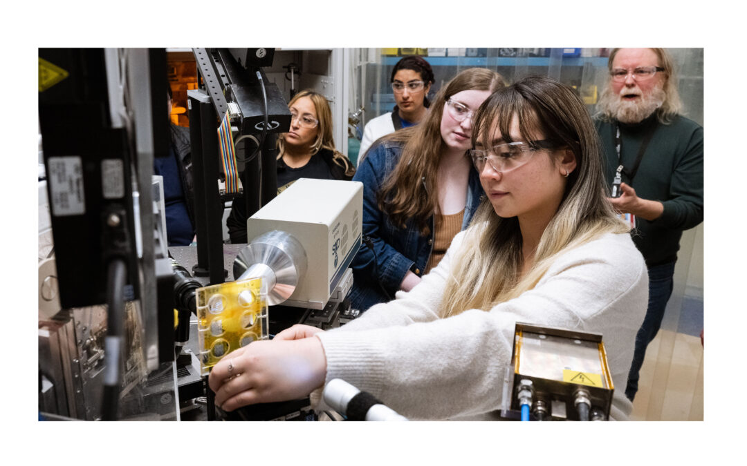 Students from Northeastern Illinois University participated in the eBERlight project at 13 IDE, March 2025, investigating copper toxicity in sugar beet plants.