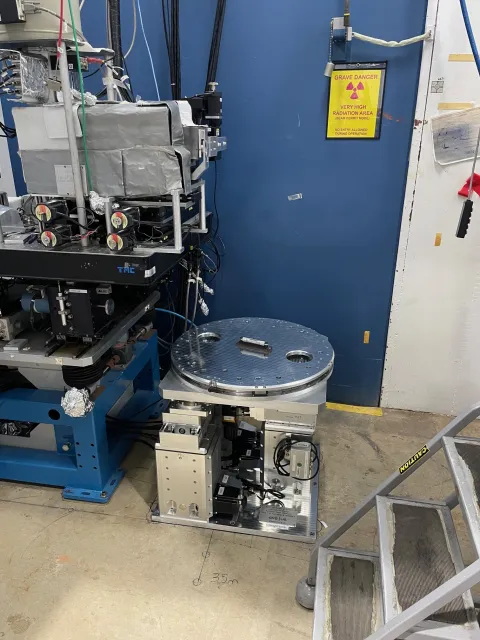 Precision Pedestal 6BM